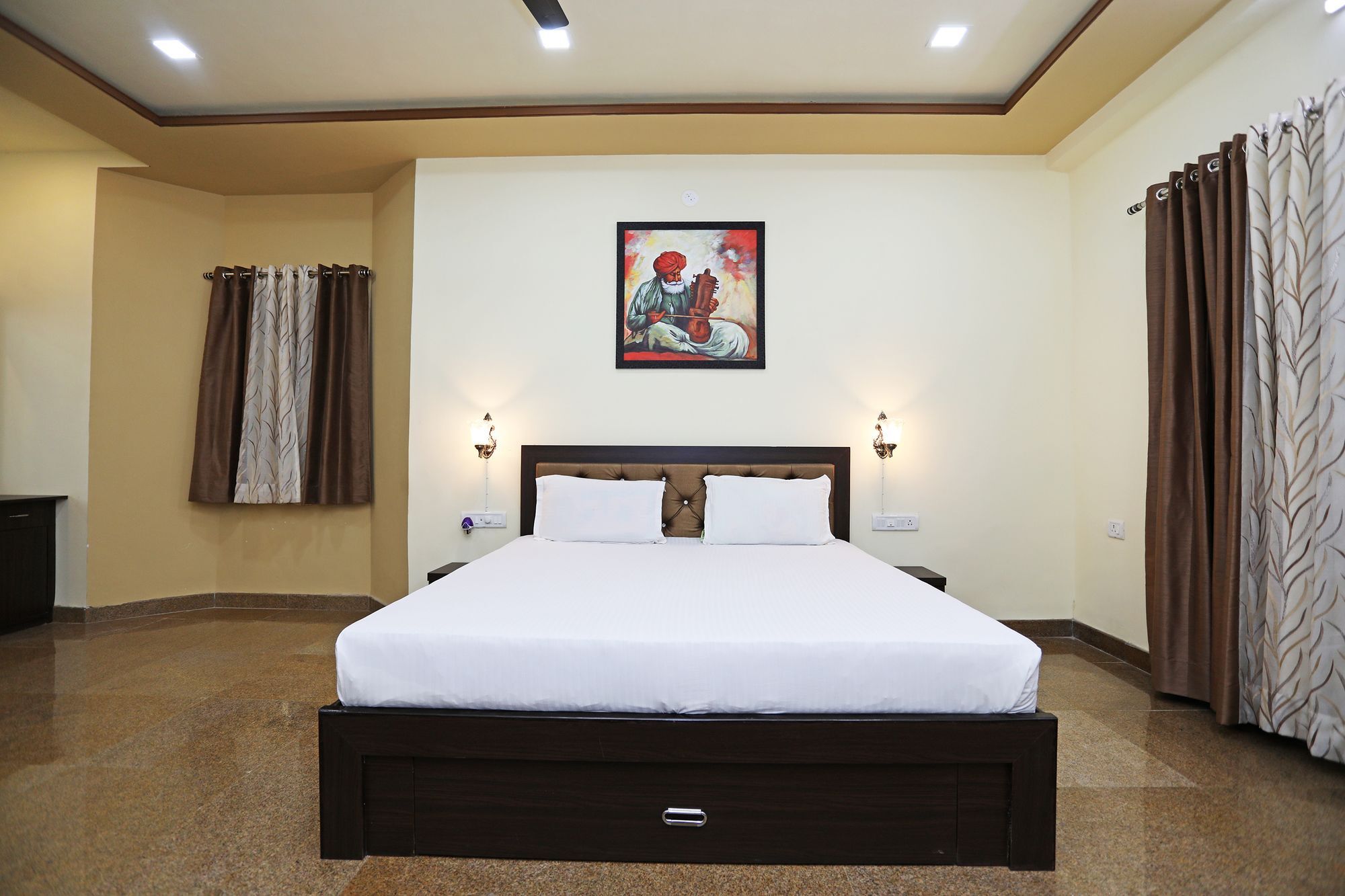 Oyo 9428 Hill View Room Goverdhan Vilas أُودايبور المظهر الخارجي الصورة