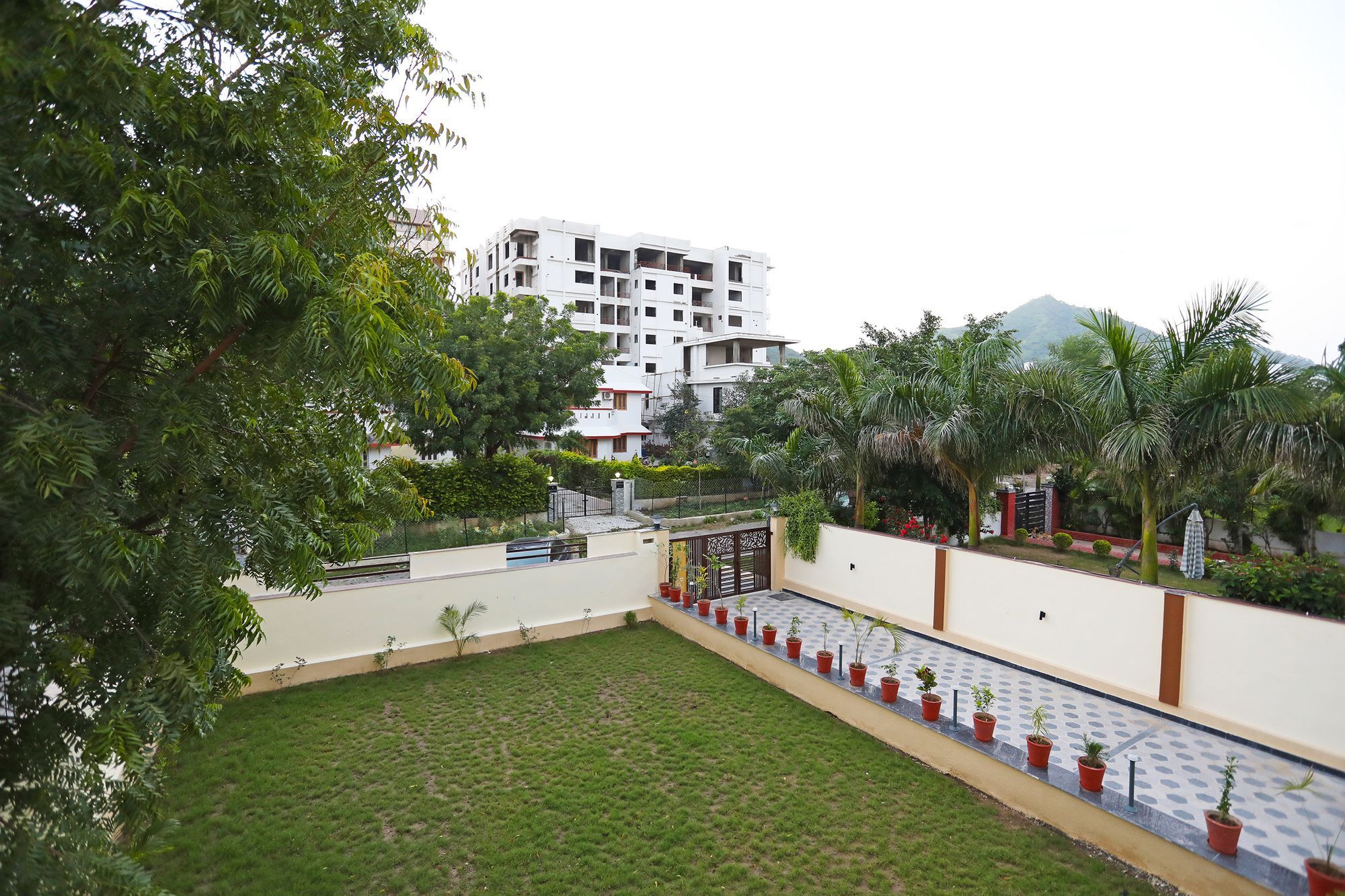 Oyo 9428 Hill View Room Goverdhan Vilas أُودايبور المظهر الخارجي الصورة